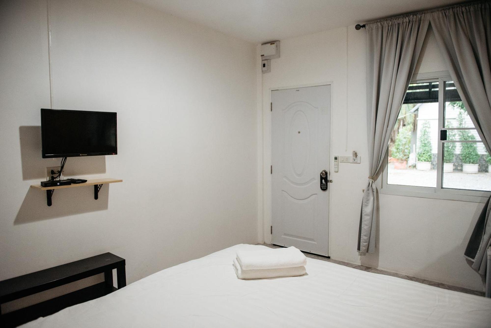 Lamoon Boutique Hotel Suphan Buri Rom bilde